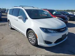 2C4RC1BG1JR290822 2018 CHRYSLER PACIFICA