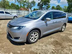 2C4RC1BG1JR291713 2018 CHRYSLER PACIFICA