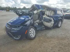 2C4RC1BG1JR294028 2018 CHRYSLER PACIFICA