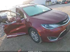 2C4RC1BG1JR294708 2018 CHRYSLER PACIFICA