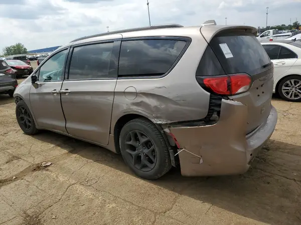 2C4RC1BG1JR322197 2018 CHRYSLER PACIFICA - Image 2