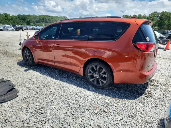 2C4RC1BG1JR334026 2018 CHRYSLER PACIFICA - Image 2