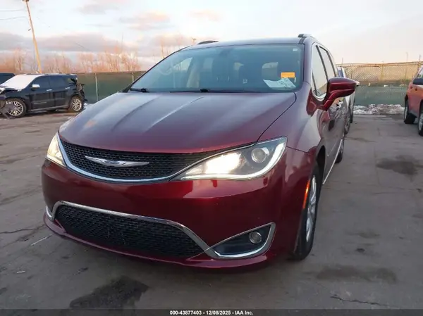 2C4RC1BG1JR338397 2018 CHRYSLER PACIFICA - Image 2