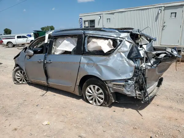 2C4RC1BG1KR547981 2019 CHRYSLER PACIFICA - Image 2