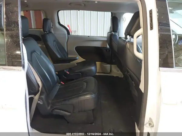 2C4RC1BG1KR554106 2019 CHRYSLER PACIFICA - Image 8