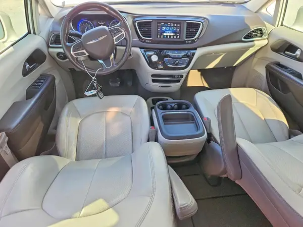 2C4RC1BG1KR554476 2019 CHRYSLER PACIFICA - Image 8