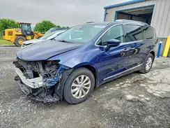 2C4RC1BG1KR561041 2019 CHRYSLER PACIFICA