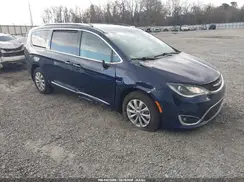2C4RC1BG1KR561069 2019 CHRYSLER PACIFICA