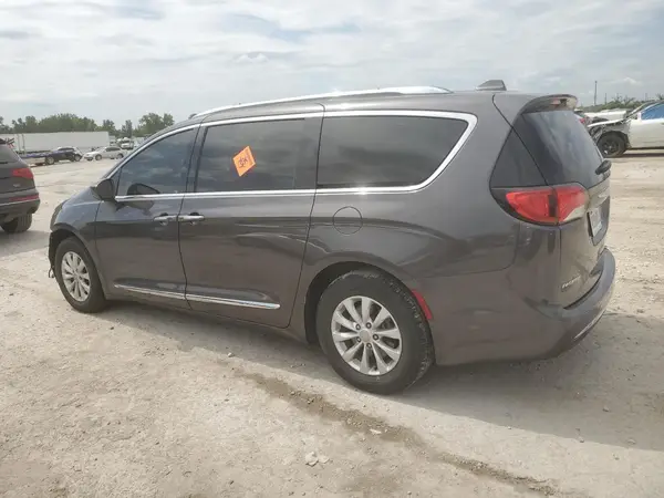 2C4RC1BG1KR561363 2019 CHRYSLER PACIFICA - Image 2