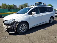2C4RC1BG1KR561444 2019 CHRYSLER PACIFICA