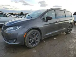 2C4RC1BG1KR567356 2019 CHRYSLER PACIFICA