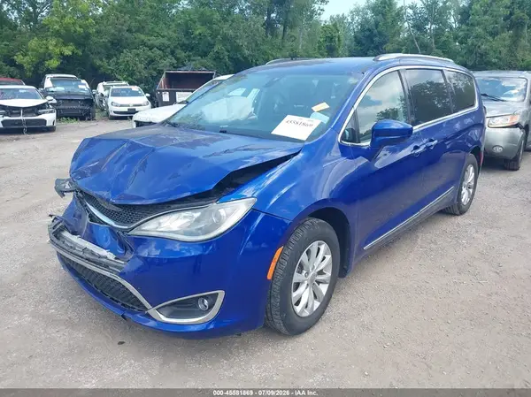 2C4RC1BG1KR593097 2019 CHRYSLER PACIFICA - Image 2