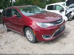 2C4RC1BG1KR596825 2019 CHRYSLER PACIFICA