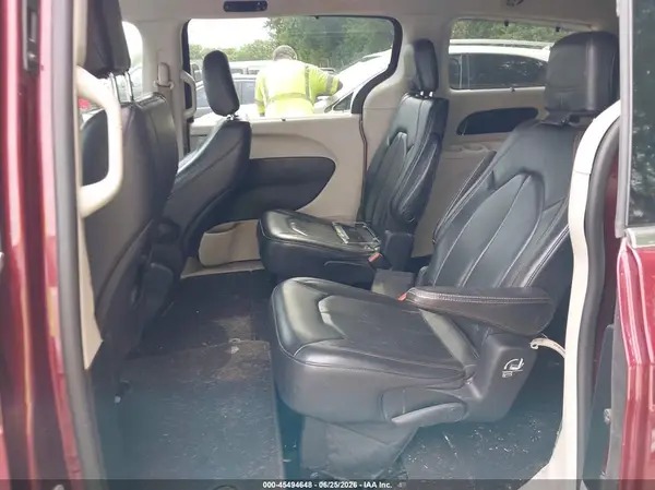 2C4RC1BG1KR596825 2019 CHRYSLER PACIFICA - Image 8