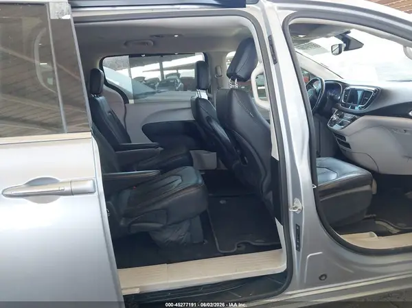 2C4RC1BG1KR609136 2019 CHRYSLER PACIFICA - Image 8