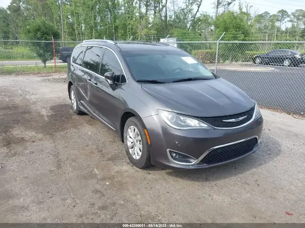 2C4RC1BG1KR625031 2019 CHRYSLER PACIFICA - Image 1