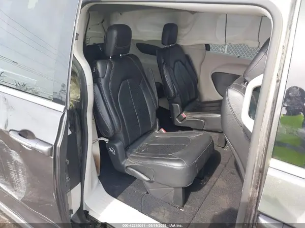 2C4RC1BG1KR625031 2019 CHRYSLER PACIFICA - Image 8
