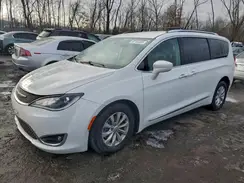 2C4RC1BG1KR625496 2019 CHRYSLER PACIFICA