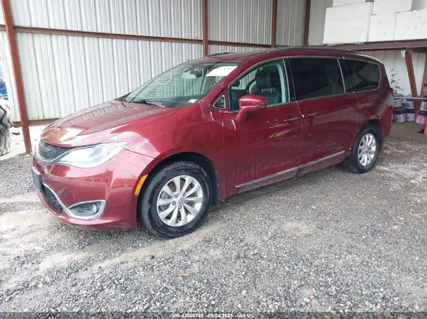 2C4RC1BG1KR625725 2019 CHRYSLER PACIFICA - Image 2
