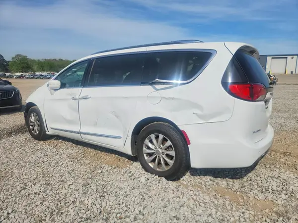 2C4RC1BG1KR626194 2019 CHRYSLER PACIFICA - Image 2