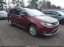 2C4RC1BG1KR626440 2019 CHRYSLER PACIFICA