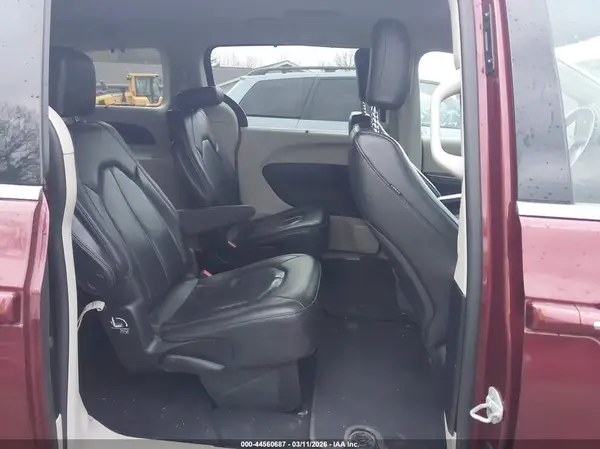 2C4RC1BG1KR626440 2019 CHRYSLER PACIFICA - Image 8