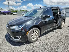 2C4RC1BG1KR627250 2019 CHRYSLER PACIFICA