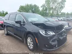 2C4RC1BG1KR629645 2019 CHRYSLER PACIFICA
