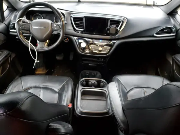 2C4RC1BG1KR638748 2019 CHRYSLER PACIFICA - Image 8