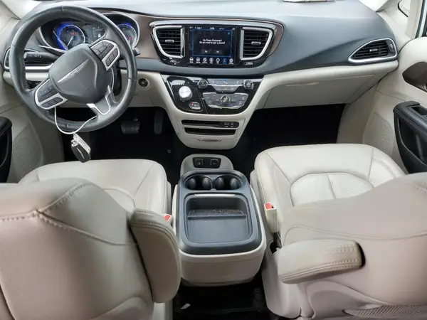 2C4RC1BG1KR640032 2019 CHRYSLER PACIFICA - Image 8