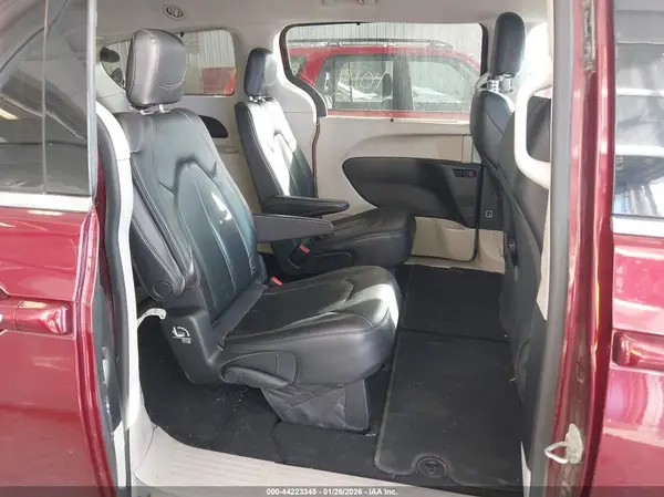 2C4RC1BG1KR643674 2019 CHRYSLER PACIFICA - Image 8