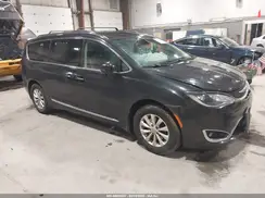 2C4RC1BG1KR645201 2019 CHRYSLER PACIFICA