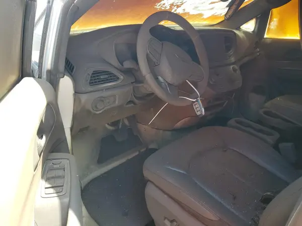 2C4RC1BG1KR653279 2019 CHRYSLER PACIFICA - Image 8