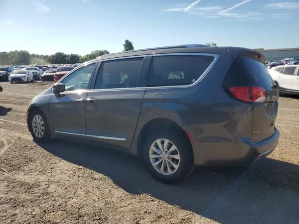 2C4RC1BG1KR665979 2019 CHRYSLER PACIFICA - Image 2