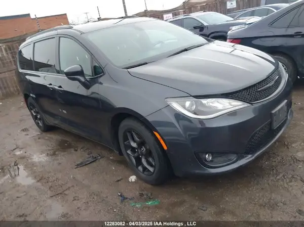 2C4RC1BG1KR667649 2019 CHRYSLER PACIFICA - Image 1