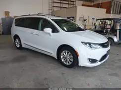 2C4RC1BG1KR680630 2019 CHRYSLER PACIFICA