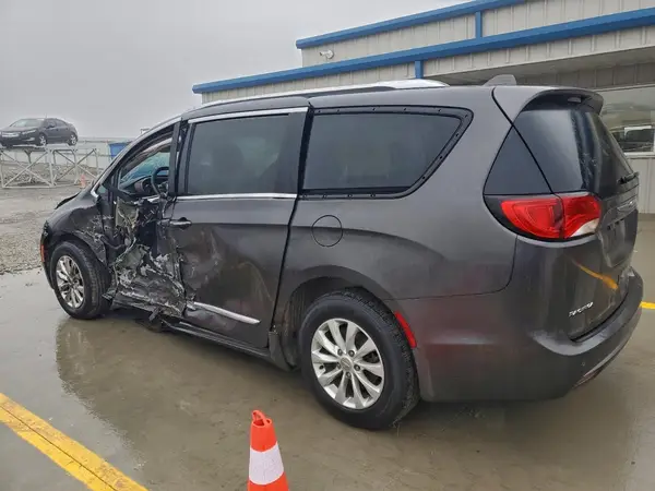 2C4RC1BG1KR680708 2019 CHRYSLER PACIFICA - Image 2