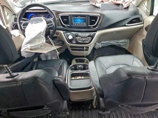 2C4RC1BG1KR680708 2019 CHRYSLER PACIFICA - Image 8