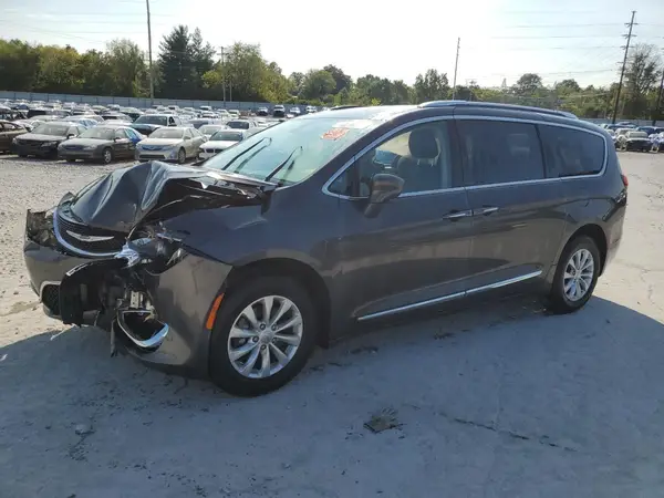 2C4RC1BG1KR680885 2019 CHRYSLER PACIFICA - Image 1