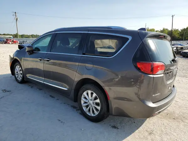 2C4RC1BG1KR680885 2019 CHRYSLER PACIFICA - Image 2