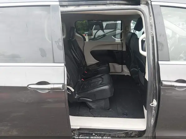 2C4RC1BG1KR680899 2019 CHRYSLER PACIFICA - Image 8