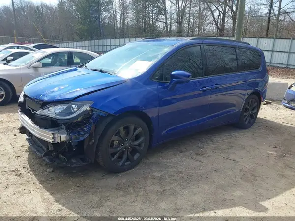 2C4RC1BG1KR708541 2019 CHRYSLER PACIFICA - Image 2