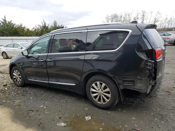 2C4RC1BG1KR721189 2019 CHRYSLER PACIFICA - Image 2