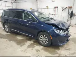 2C4RC1BG1KR721435 2019 CHRYSLER PACIFICA