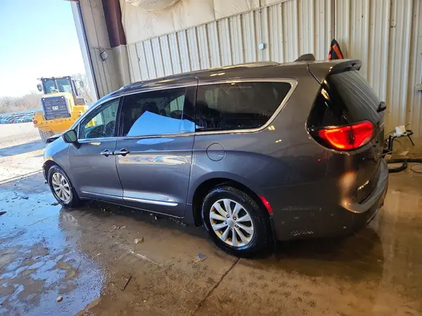 2C4RC1BG1KR742026 2019 CHRYSLER PACIFICA - Image 2