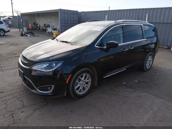 2C4RC1BG1LR128207 2020 CHRYSLER PACIFICA - Image 2