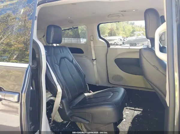 2C4RC1BG1LR140258 2020 CHRYSLER PACIFICA - Image 8
