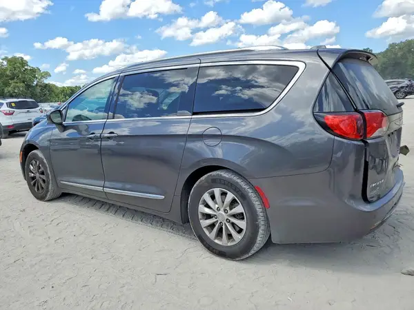 2C4RC1BG1LR176497 2020 CHRYSLER PACIFICA - Image 2