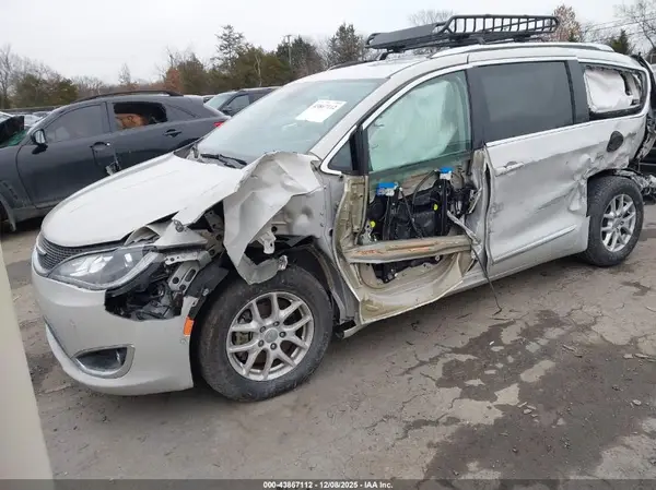 2C4RC1BG1LR217341 2020 CHRYSLER PACIFICA - Image 2