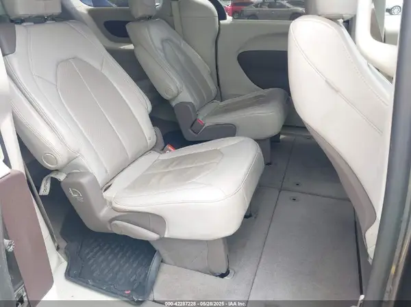 2C4RC1BG1LR269004 2020 CHRYSLER PACIFICA - Image 8